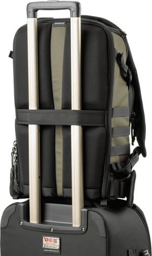 Think Tank DarkLight Rucsac Foto Video 20L Verde