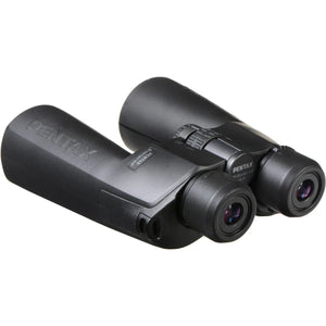 Binoclu Pentax SP 20x60 WP privit din unghi dinspre oculare, pe fundal alb