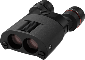 Binoclu cu stabilizare Kite Optics APC 30 II 10x30 II - vedere din unghi spre lentilele obiectivelor și rotița de focalizare