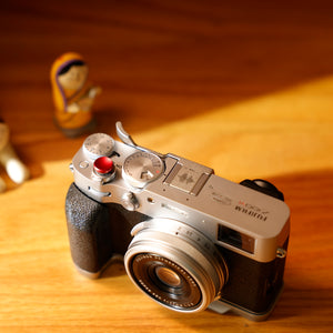 SmallRig 4566 Suport Deget si Declansator pentru Fujifilm X100VI / X100V Argintiu