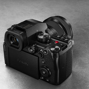 Panasonic Lumix S5 II Body, aparat foto 24.2MP, sistem Phase Hybrid AF, filmare 6K, Mirrorless Full Frame.