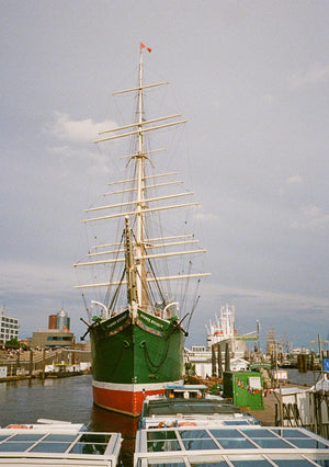PENTAX 17 – Aparat Foto pe Film