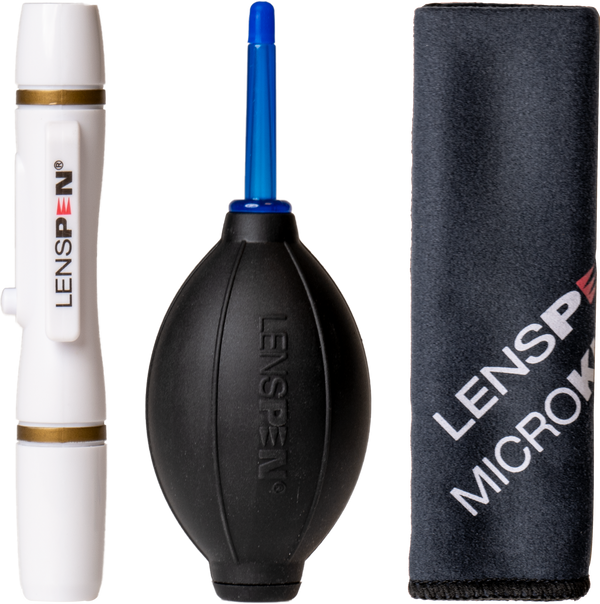 Kit curatare optica Lenspen cu stilou alb, pompa de aer neagra si laveta microfibra gri gphoto.ro