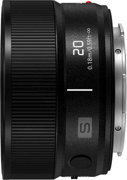 Vedere din profil a obiectivului Panasonic LUMIX S 20mm f/2.5 pentru montură L-Mount